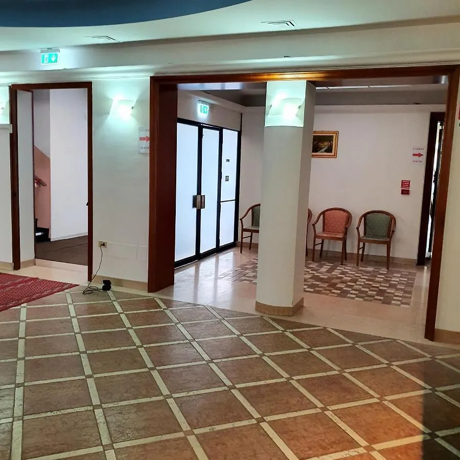 Hotel Perla Massa Lombarda イタリア