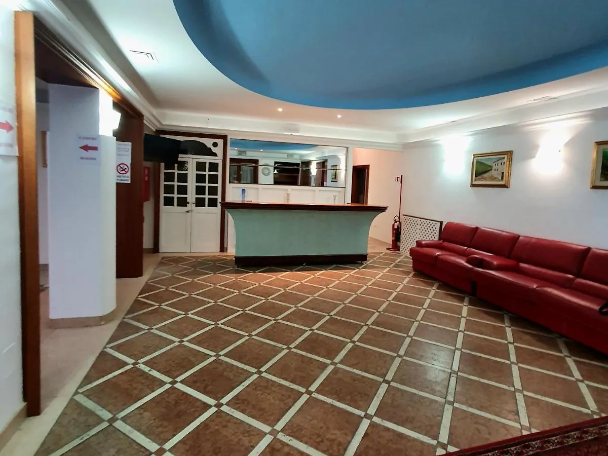Hotel Perla Massa Lombarda 3*,
