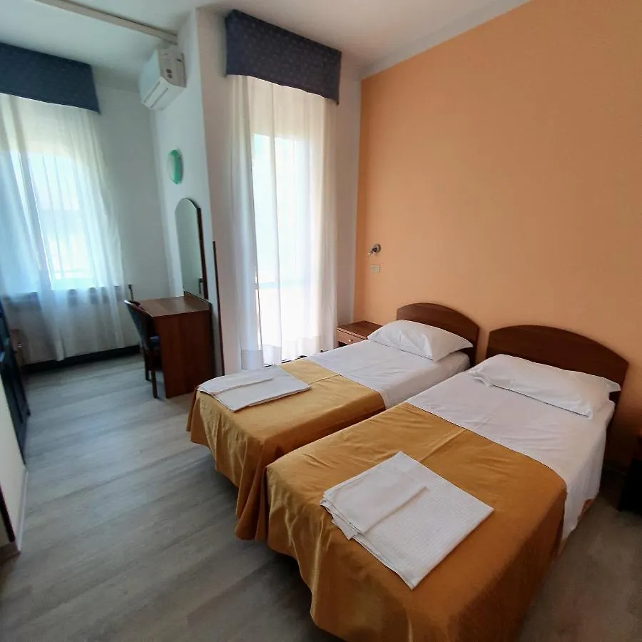 Hotel Perla Massa Lombarda