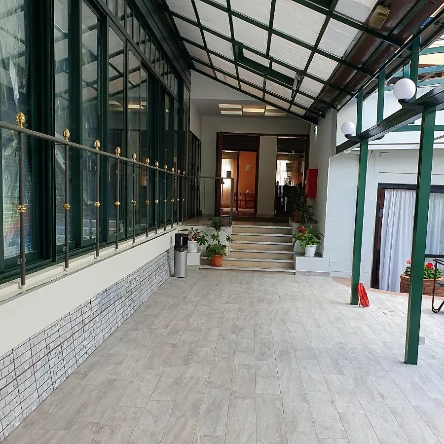 Hotel Perla Massa Lombarda